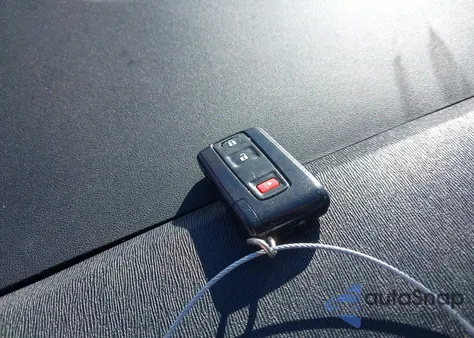 2008 Toyota Prius z USA, uszkodzony, nr VIN JTDKB20U187768946